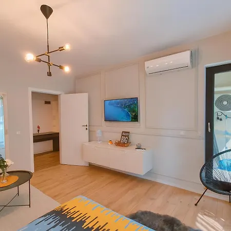 Appartement Plaza 3 *