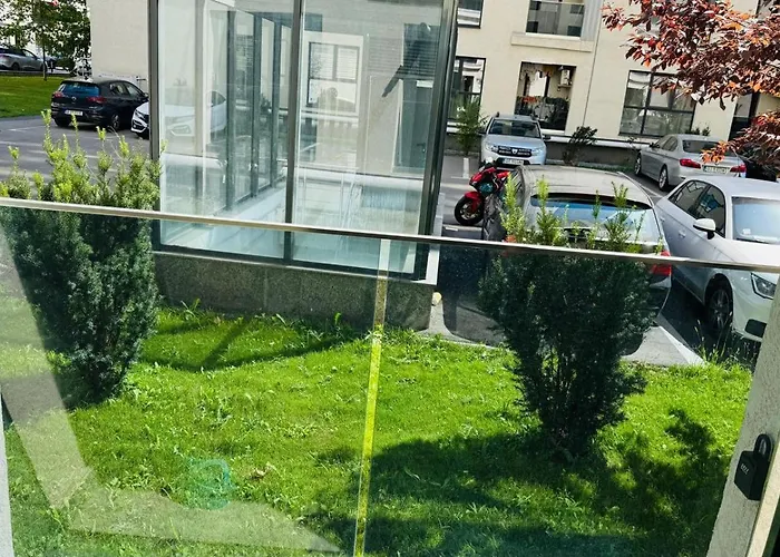 Apartament Plaza 3 *